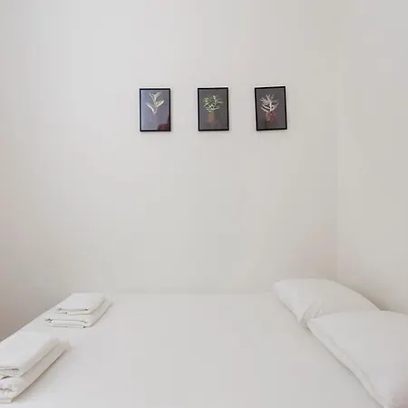 Poblenou Only For Families 3bd Next To The Beach!