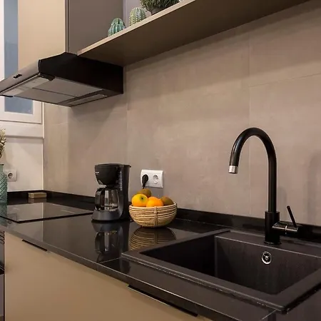 Poblenou Only For Families 3bd Next To The Beach! Apartment *